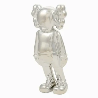 Статуэтка  KAWS высота 35